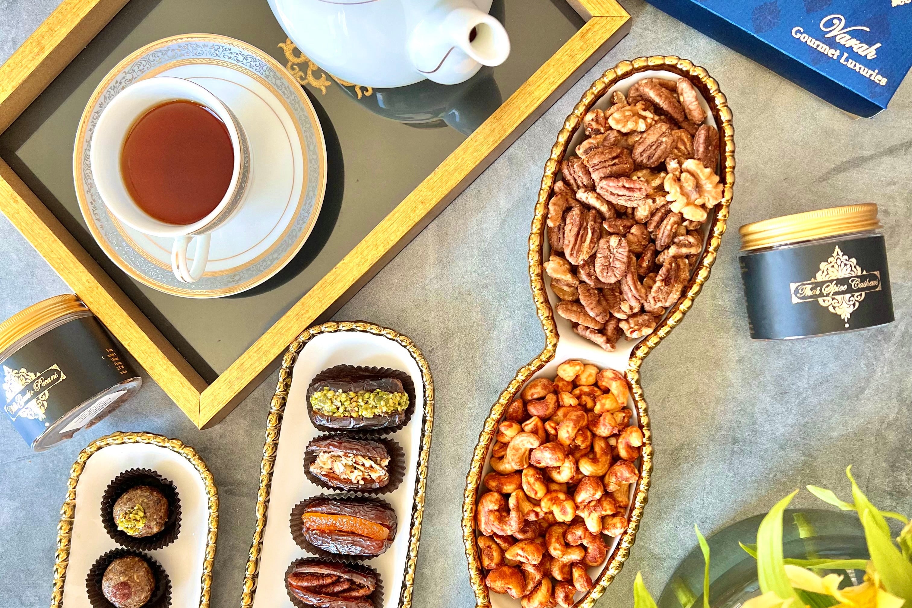 Premium Stuffed California Dates Gift Box – Varah Gourmet