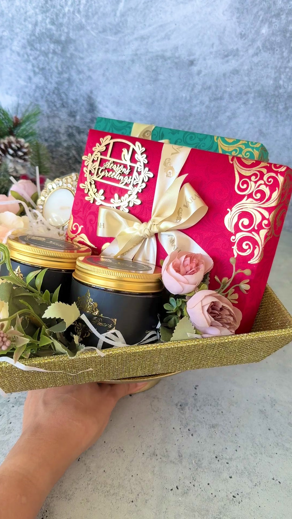 Sparkle Holiday Gourmet Gift Hamper